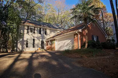425 Hackberry Lane, Roswell, GA 30076 - Photo 1