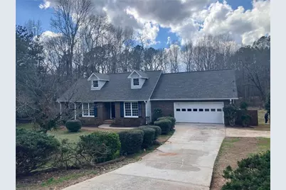 215 Brookwood Lane, Fayetteville, GA 30215 - Photo 1