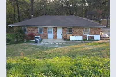 6714 Mableton Parkway SE, Mableton, GA 30126 - Photo 1