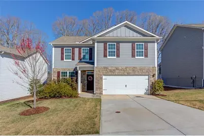 577 Starbuck Parkway, Pendergrass, GA 30567 - Photo 1