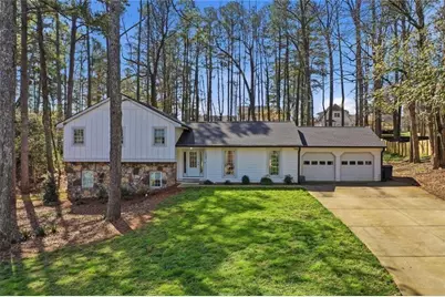 1562 Hillhaven Drive, Marietta, GA 30062 - Photo 1