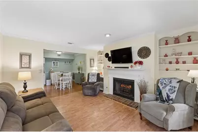 2046 Brian Way, Decatur, GA 30033 - Photo 1