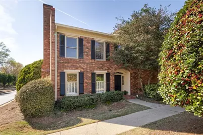20 Stratford Hall Place NE, Atlanta, GA 30342 - Photo 1