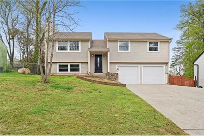 425 Worthington Hills Court, Roswell, GA 30076 - Photo 1