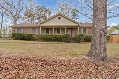 2293 Hidden Lane, Snellville, GA 30078 - Photo 1