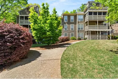 808 Riverview Drive SE, Marietta, GA 30067 - Photo 1
