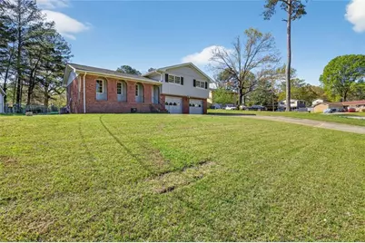 530 Oak Valley Drive, Riverdale, GA 30274 - Photo 1