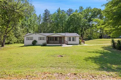 11 Swan Drive, Newnan, GA 30263 - Photo 1