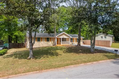 185 Wynona Drive SE, Marietta, GA 30060 - Photo 1