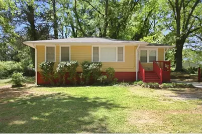 2421 Spring Garden Drive SW, Atlanta, GA 30315 - Photo 1