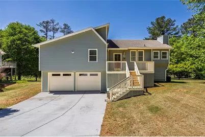 999 Malibu Drive, Marietta, GA 30066 - Photo 1