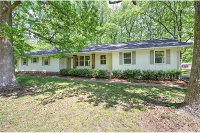 132 Echota Avenue NE, Calhoun, GA 30701 - Photo 1