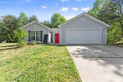 654 Marigold Lane, Mount Airy, GA 30563 - Photo 1