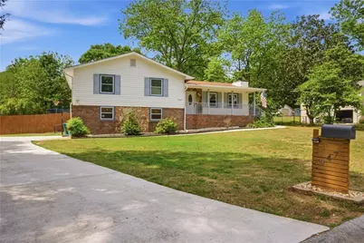 3447 Winston Mason Drive, Snellville, GA 30039 - Photo 1