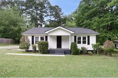 119 Hunt Drive NE, Calhoun, GA 30701 - Photo 1
