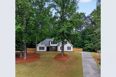 85 Elmwood Drive, Sharpsburg, GA 30277 - Photo 1