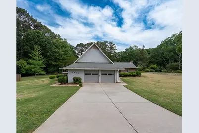 3926 Cardinal Drive, Tucker, GA 30084 - Photo 1