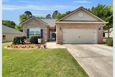 155 Carrington Drive, Commerce, GA 30529 - Photo 1