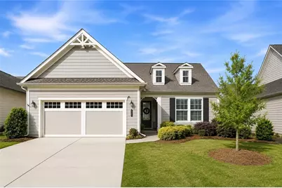400 Chatuge Drive, Hoschton, GA 30548 - Photo 1