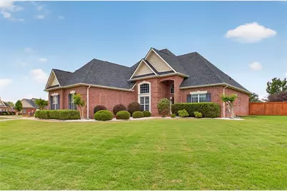 124 Flora Circle, Warner Robins, GA 31088 - Photo 1
