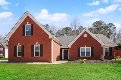 5382 Valley Forest Way, Flowery Branch, GA 30542 - Photo 1