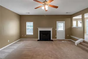 3117 Stonebridge Creek Dr, Lithonia, GA 30058 - Photo 5