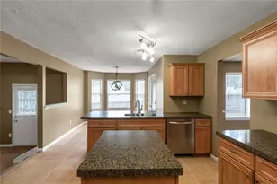 3117 Stonebridge Creek Dr, Lithonia, GA 30058 - Photo 13