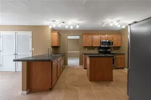 3117 Stonebridge Creek Dr, Lithonia, GA 30058 - Photo 7