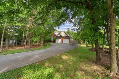 221 Woodford Way SE, Calhoun, GA 30701 - Photo 1