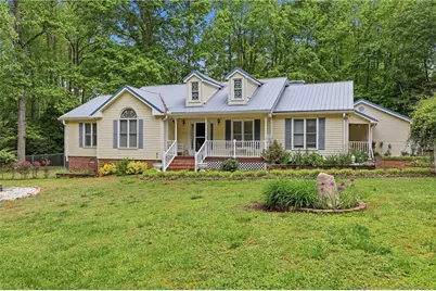 155 Deerfield Circle, Mount Airy, GA 30563 - Photo 1