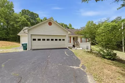 949 Smallwood Drive, Commerce, GA 30529 - Photo 1