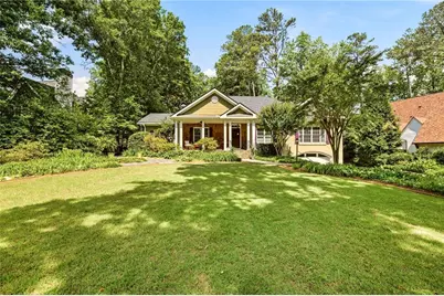 193 Lake Forrest Lane NE, Atlanta, GA 30342 - Photo 1