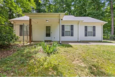 15 Twin Lakes Road, Winder, GA 30680 - Photo 1