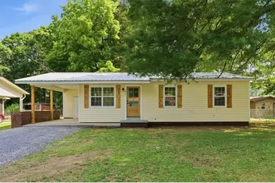 911 Bomar Street, La Fayette, GA 30728 - Photo 1