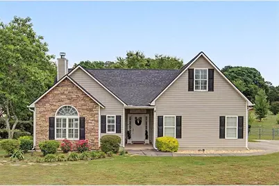 203 Rosewood Drive SE, Calhoun, GA 30701 - Photo 1