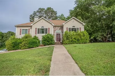 126 W Woodland Manor W, Temple, GA 30179 - Photo 1