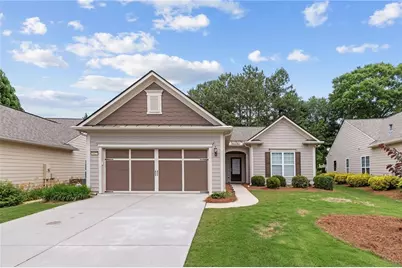 6413 Monarch Court, Hoschton, GA 30548 - Photo 1