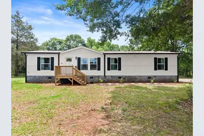 4046 Holly Springs Road, Gillsville, GA 30543 - Photo 1