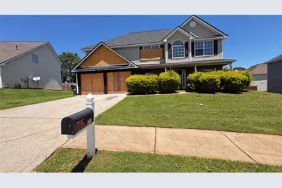 220 Spring Lake Terrace, Covington, GA 30016 - Photo 1