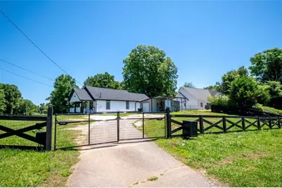 3060 Gillsville Highway, Gainesville, GA 30507 - Photo 1