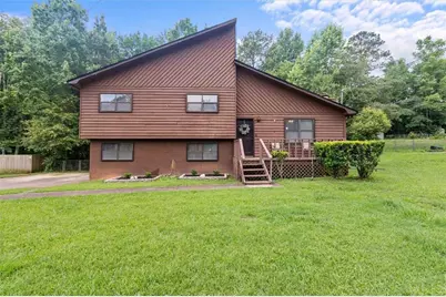 85 S Meadowcliff Cir, Carrollton, GA 30117 - Photo 1