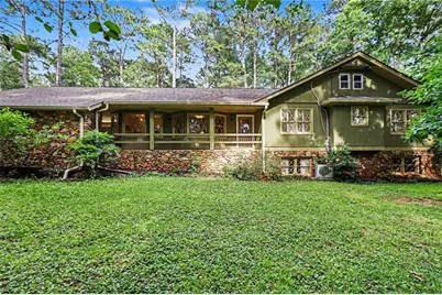675 Ridge Avenue, Stone Mountain, GA 30083 - Photo 1