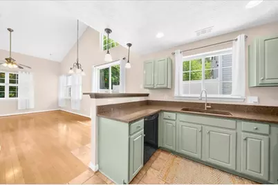 656 W Oaks Drive, Woodstock, GA 30188 - Photo 1