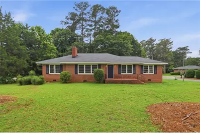 1101 Skyline Drive, Griffin, GA 30224 - Photo 1
