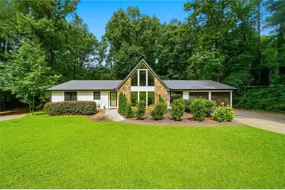 3043 S Meadow Court, Marietta, GA 30062 - Photo 1