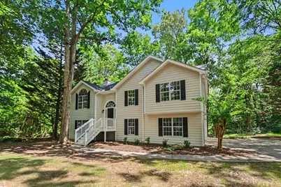 105 Creek View Drive, Hoschton, GA 30548 - Photo 1