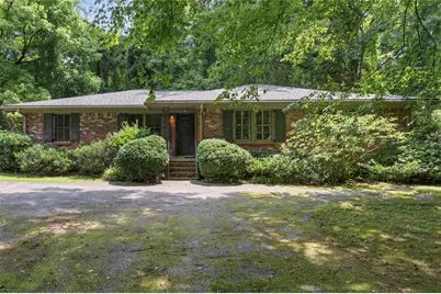 129 Parkside Circle, Decatur, GA 30030 - Photo 1
