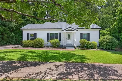 265 3rd Avenue, Winder, GA 30680 - Photo 1