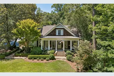 537 Spring Valley Road NW, Atlanta, GA 30318 - Photo 1