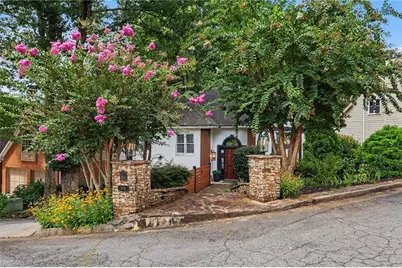 906 Heritage Place, Decatur, GA 30033 - Photo 1
